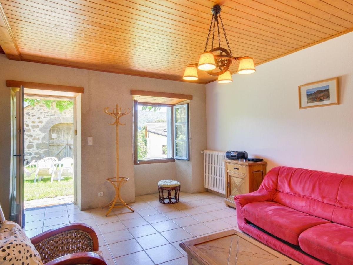 Beautiful Villa In The Parc Des Volcans D Auvergne Vic-sur-Cère المظهر الخارجي الصورة