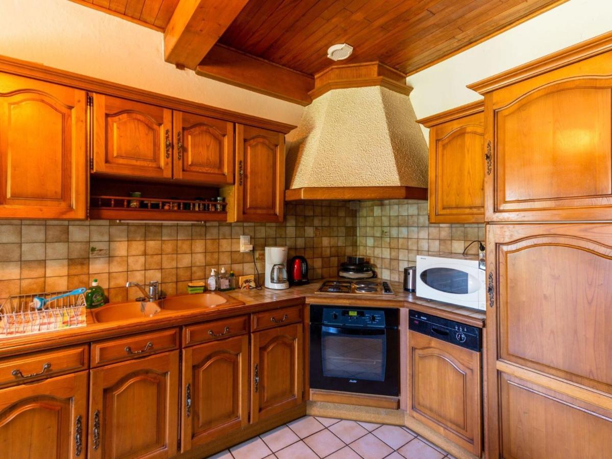 Beautiful Villa In The Parc Des Volcans D Auvergne Vic-sur-Cère المظهر الخارجي الصورة
